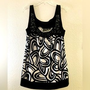 Avenue Black & White Design Blouse